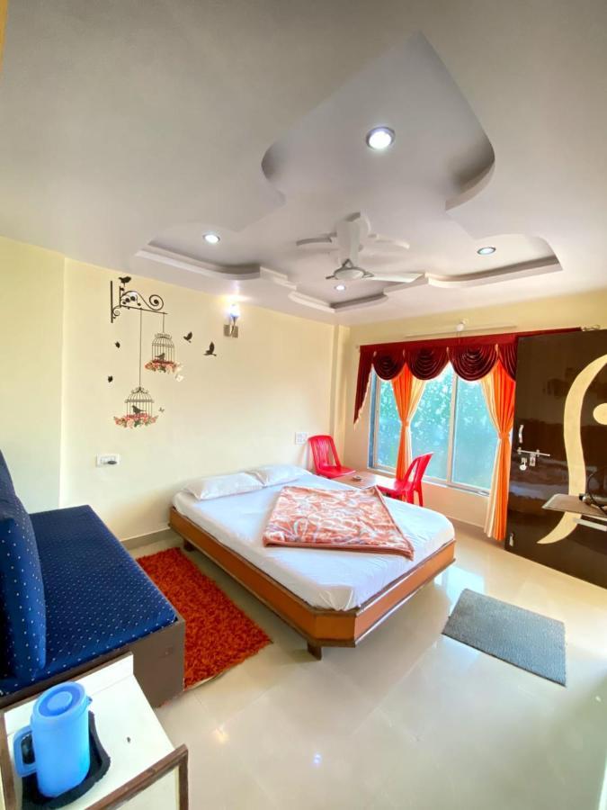 Mahābaleshwar Mayuri Cottage מראה חיצוני תמונה